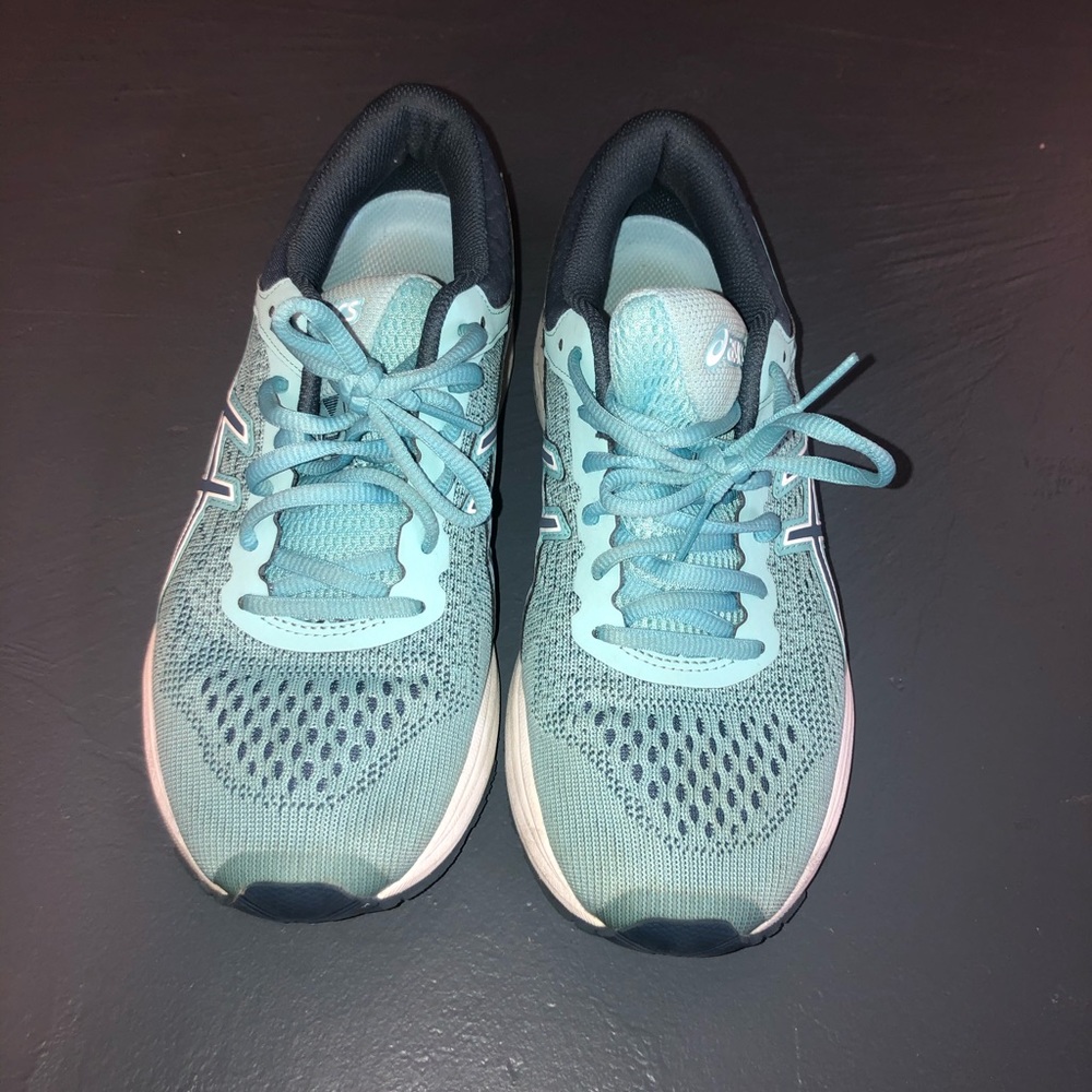 Asics GT-1000 6 Light Blue Sneakers Size 9